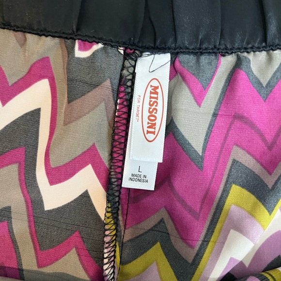 Missoni for Target Zigzag Pattern silky shorts size large EUC - Picture 4 of 4